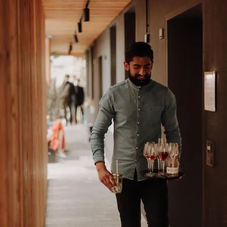 新策勒修道院酒店