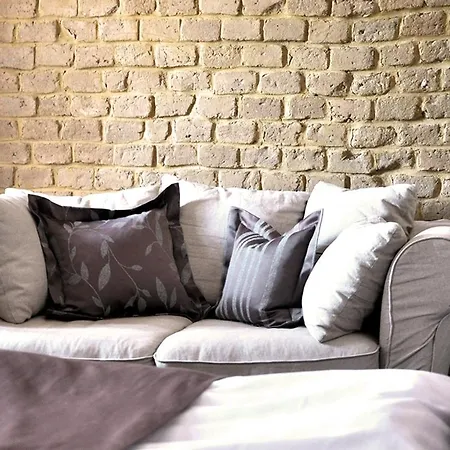 新策勒修道院酒店