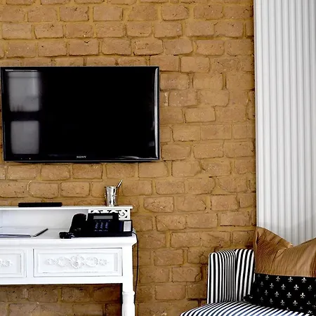 新策勒修道院酒店 新策勒